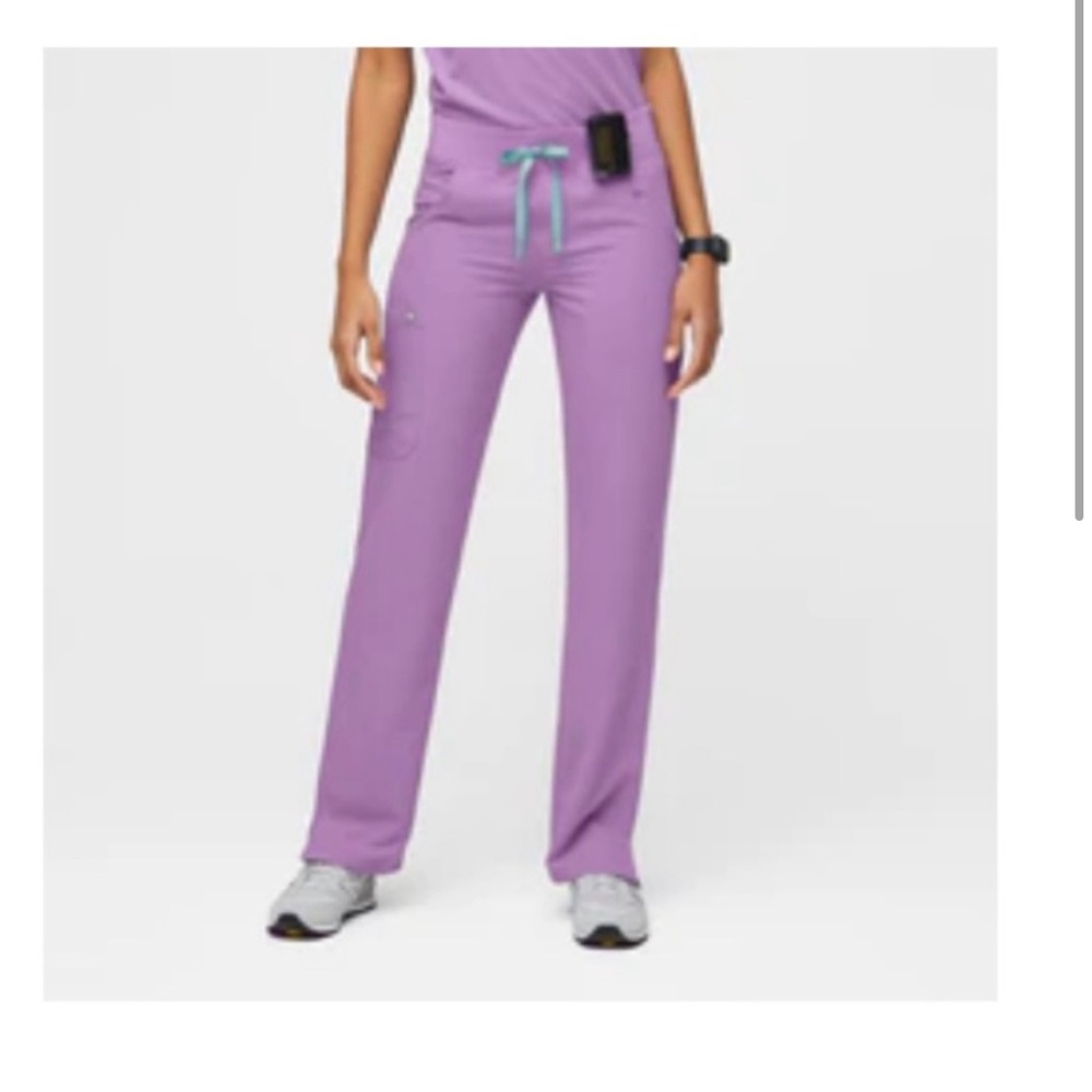 NEW Lilac Dawn Kade scrubs Small